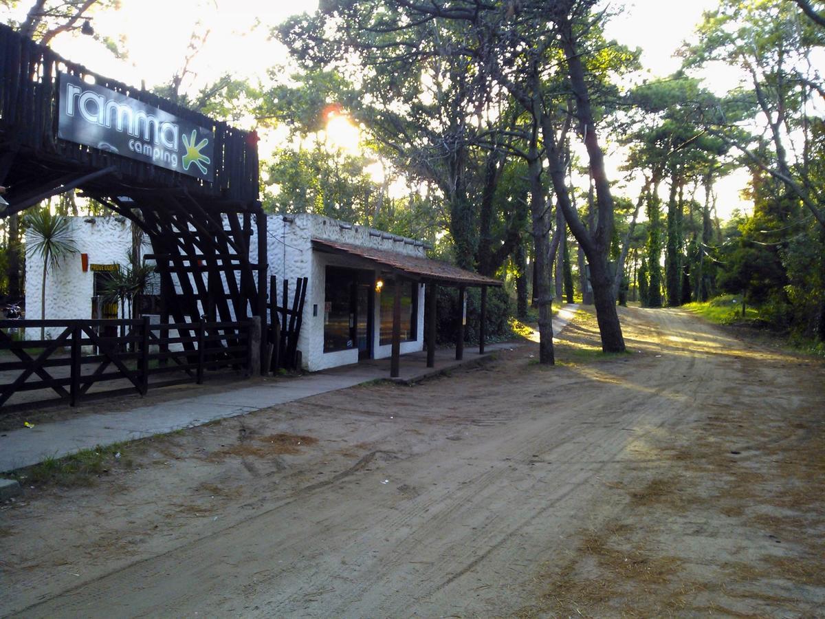 Ramma Camping Hostel Villa Gesell Exterior photo